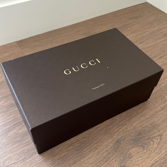 Gucci empty shoe box - Picture 2 of 6